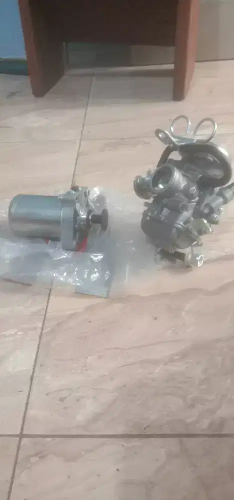 Kondisi barang baru motor stater dan karburator