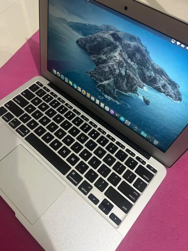 Macbook Air 11 inch, Early 2015
