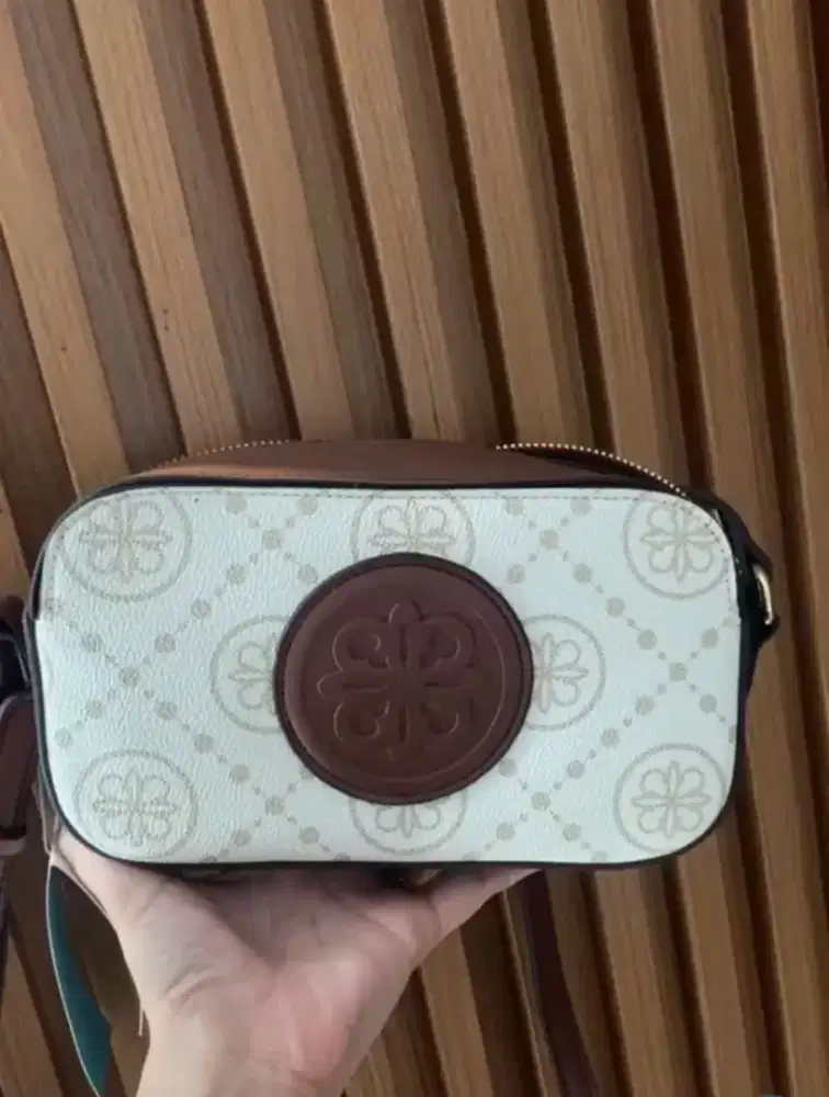 ORI BRAND LES CATINO 98% MASIH BAGUS