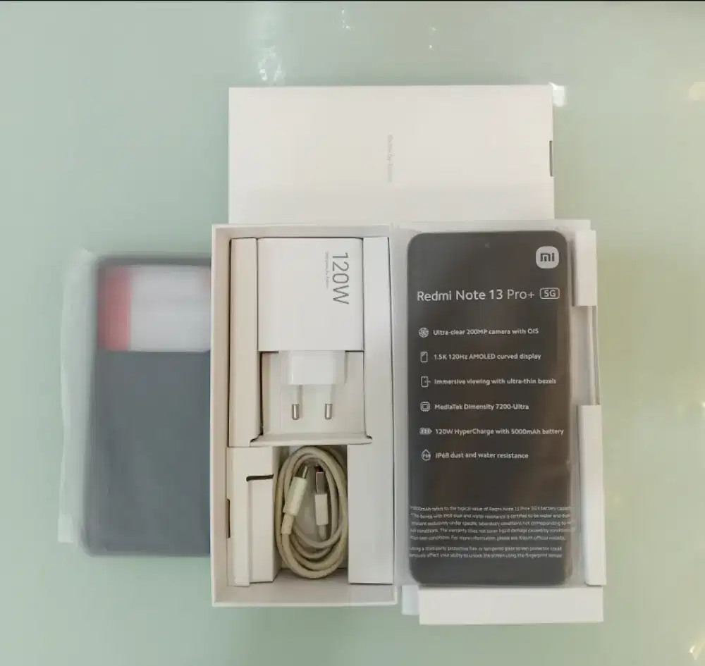 Redmi Note 13 Pro plus 12/512 Fulset like new.
Layar Lengkung EDGE.