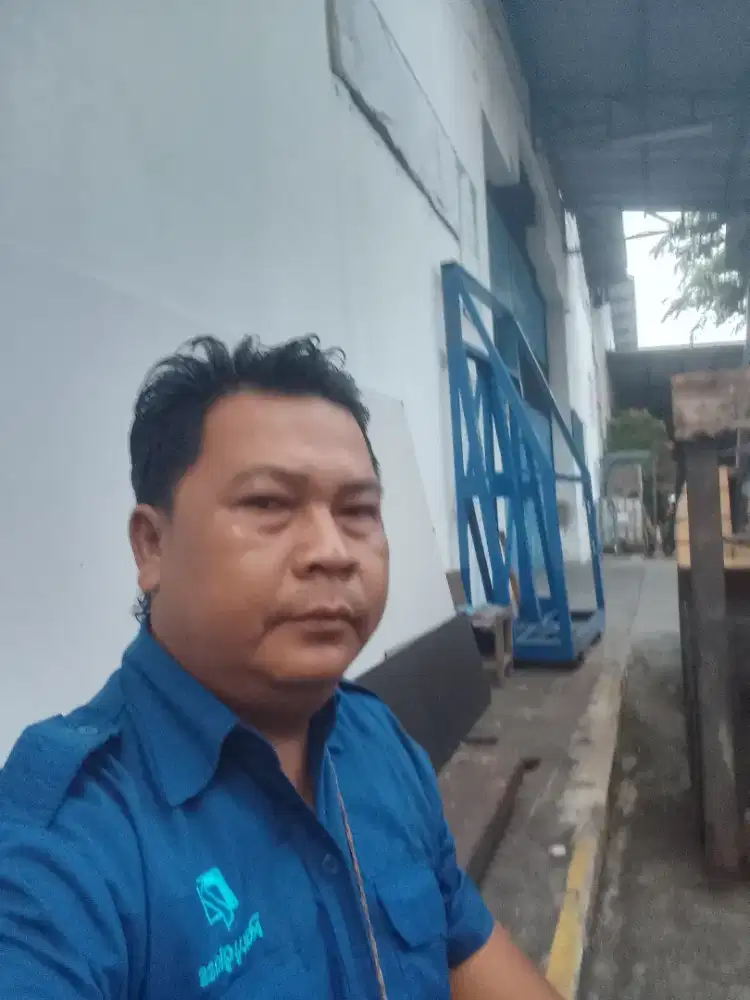 Cari loker deeper barang