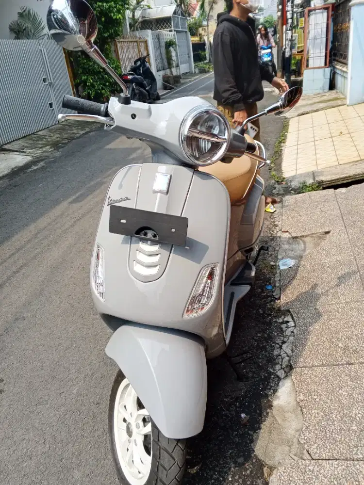 Vespa LX 125 pemakaian baru 3bulan 125CC