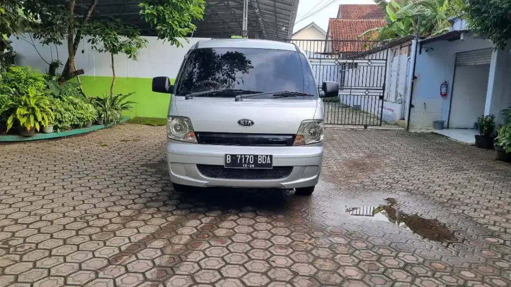 Kia Pregio se 2011 low km