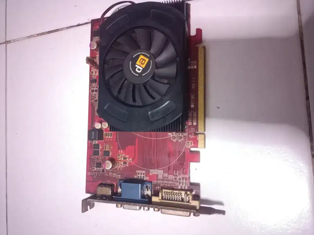 Vga card amd radeon hd 5570 1gb