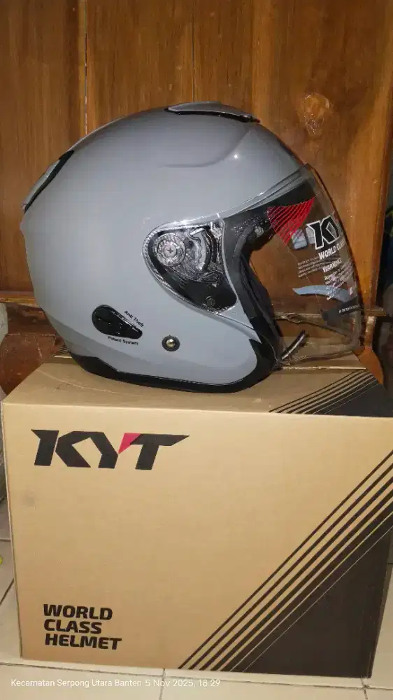Helm KYT Kyoto R