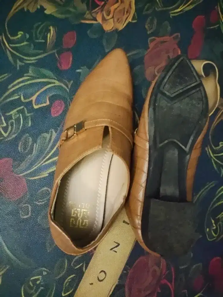 Sepatu kerja msh like new no 39