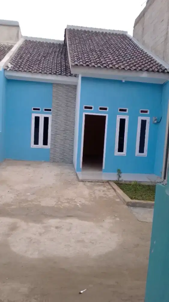 Rumah baru di tengah kota Depok