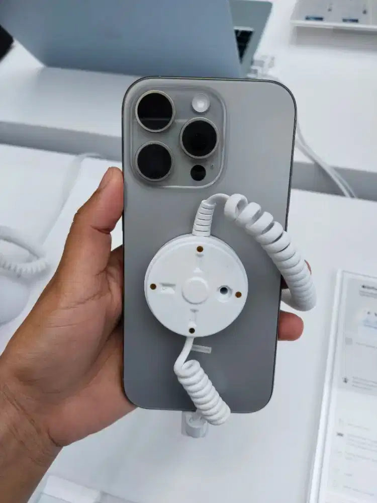 KREDIT HP IPHONE 16 PRO