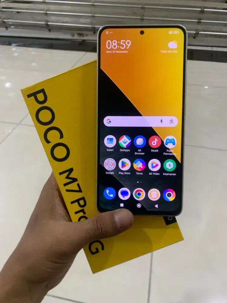 POCO M7 PRO 5G (8+4/256) NOMINUS FULSHET