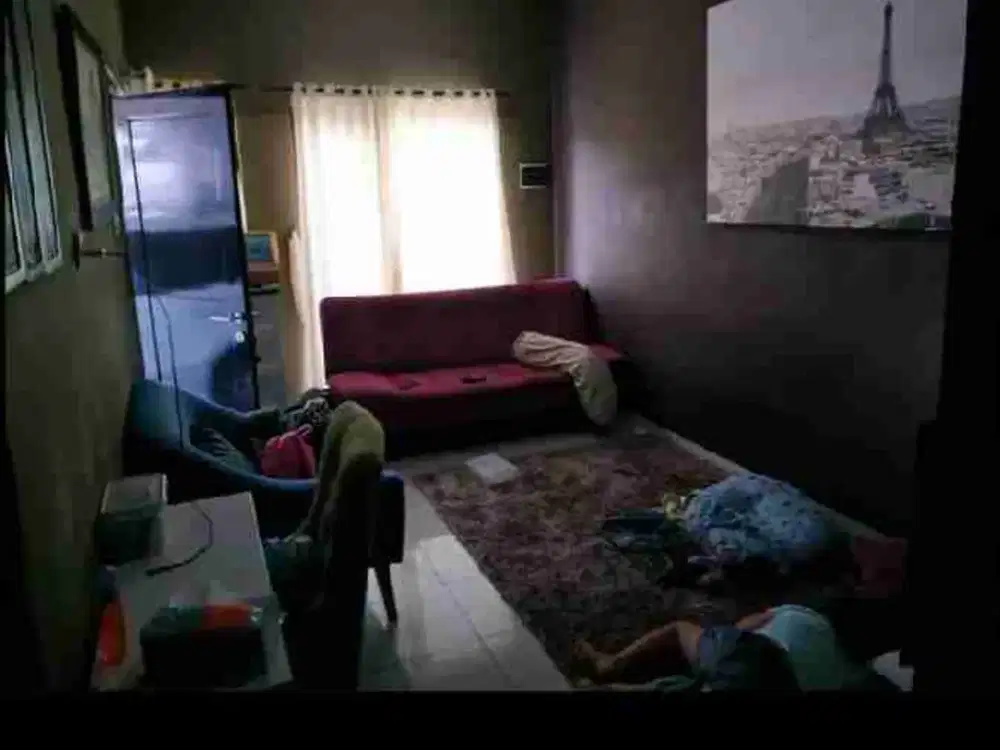 DISEWAKAN RUMAH Di depok