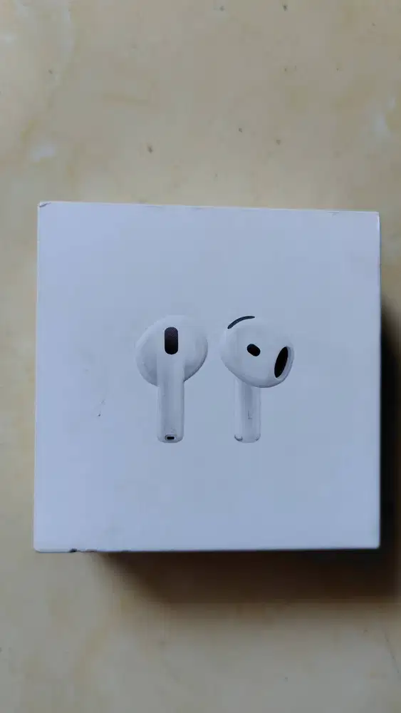 Airpods gen 4 Apple