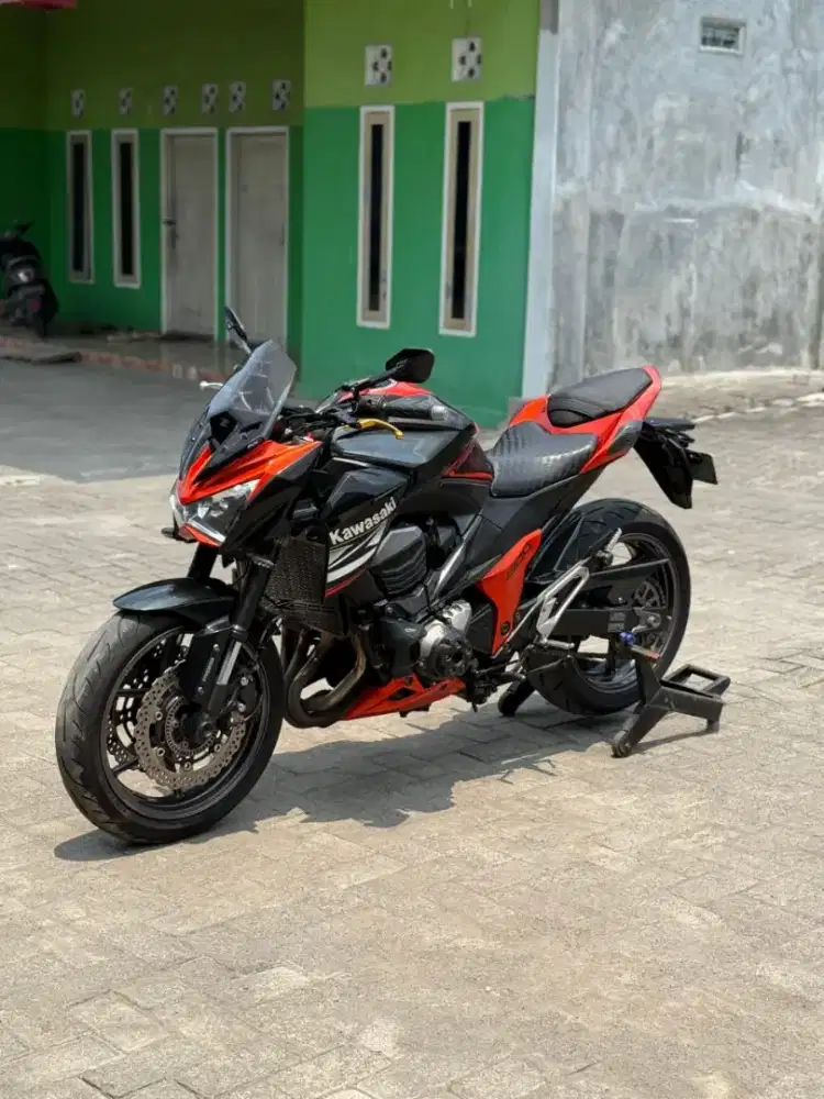 Kawasaki Z800 Tahun 2014