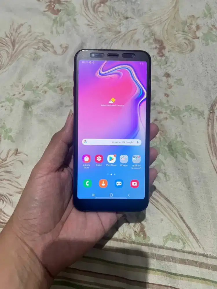 smsung J6+ plus (3/32)