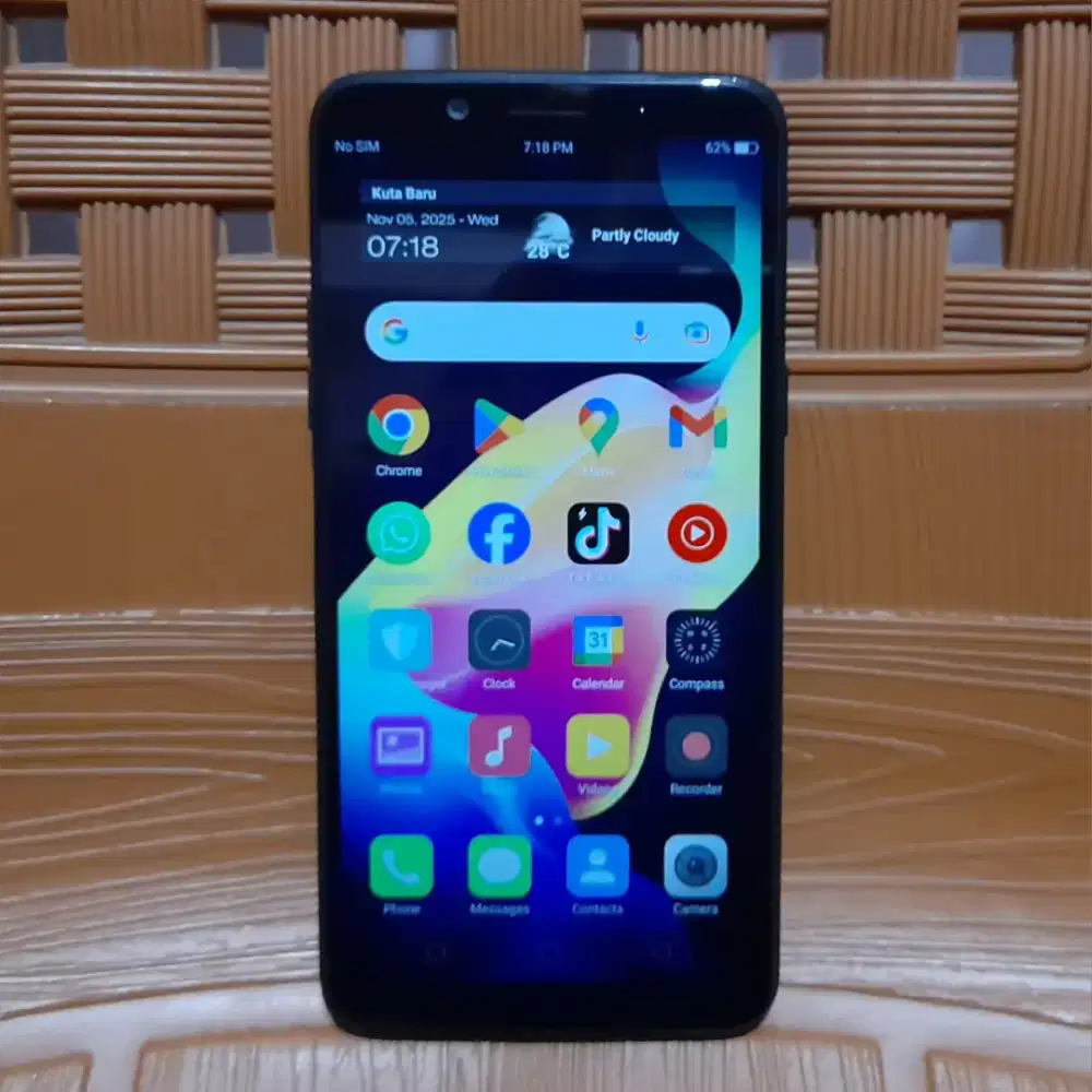 OPPO F5 Pro (6/128) Like New No Minus Bisa Tukar Tambah