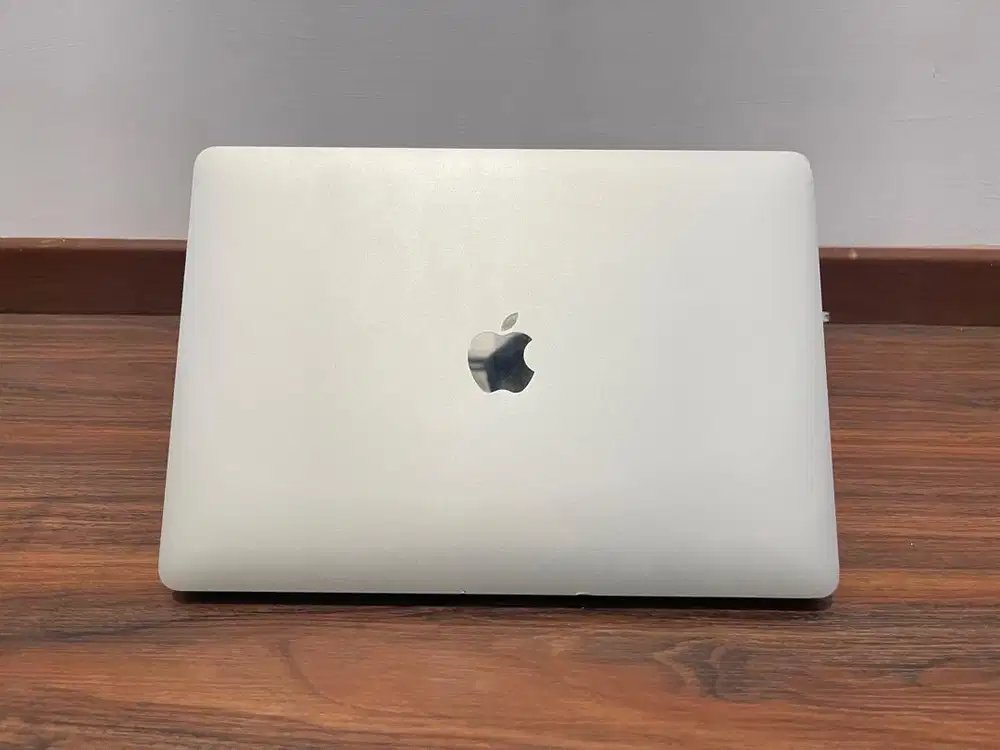 Macbook Air M1 (2020)