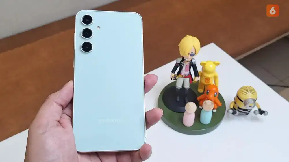 Samsung S23 fe 8/256 like new