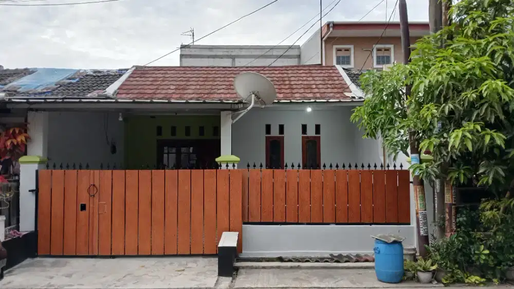 Rumah Puri teluk jambe strategis dkt KCP,Galuh Mas, Al Azhar, Unsika