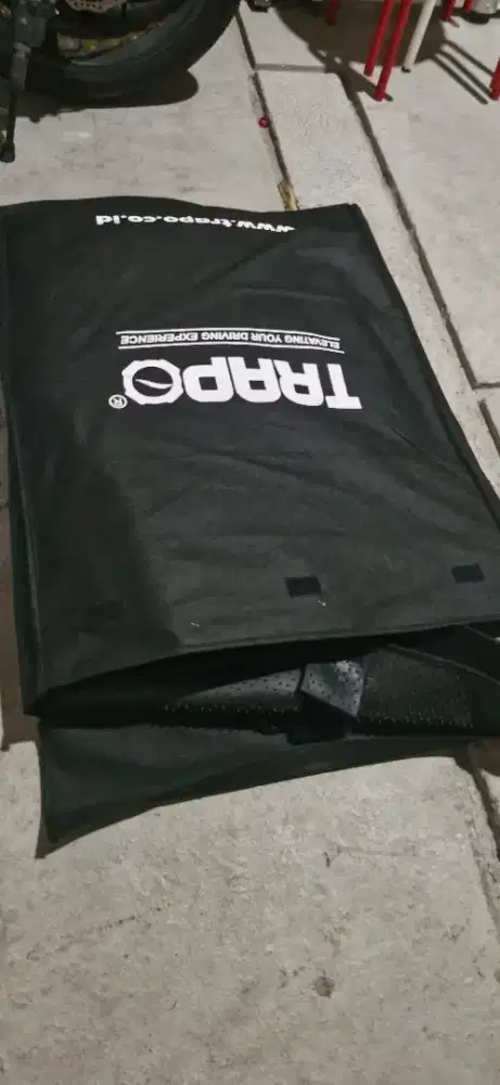 Karpet Bludru (Asli) bawaan Serena C27