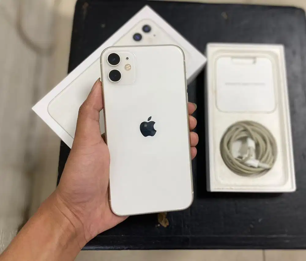 iPhone 11 128GB iBox
