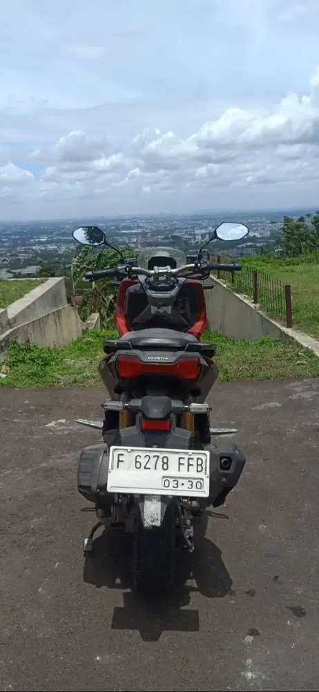 ya ghoniyyu ya mughni aghnini  Jual Honda ADV