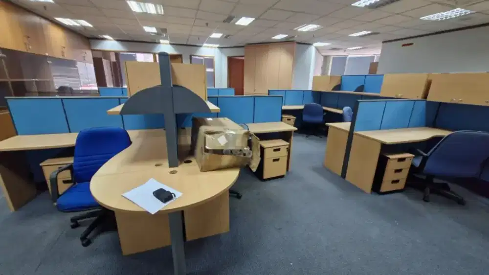 MEJA & KURSI KANTOR (SET)