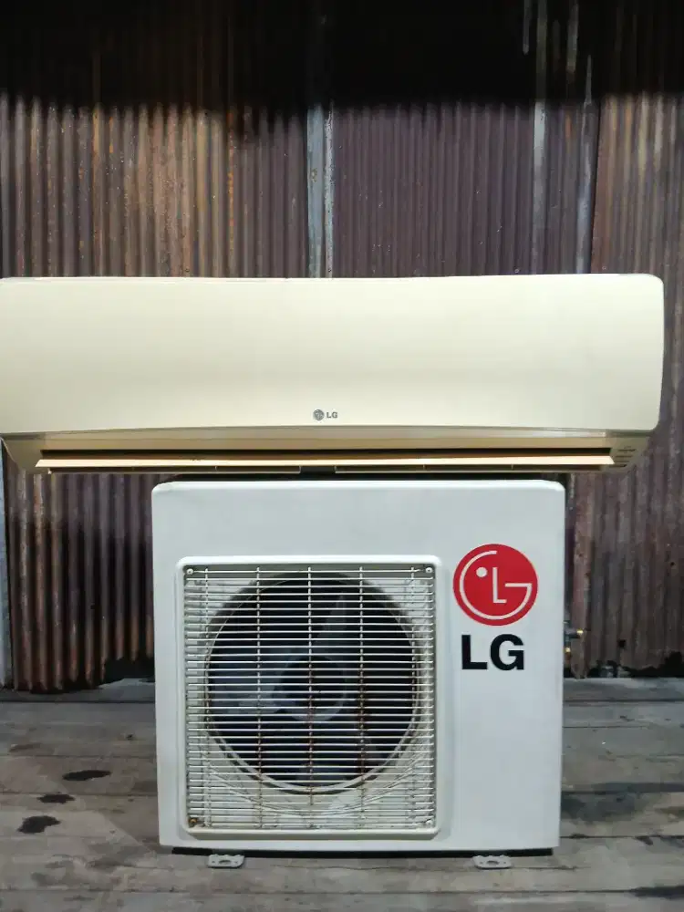 DIJUAL AC BEKAS 1/2 PK GRATIS PASANG