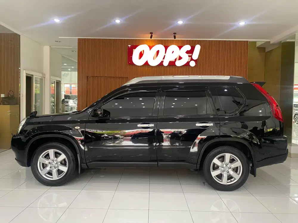 Nissan X-Trail 2010 Bensin