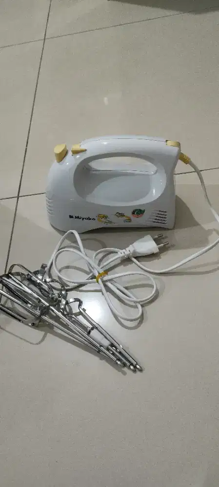 Mixer pengaduk makanan merk miyako