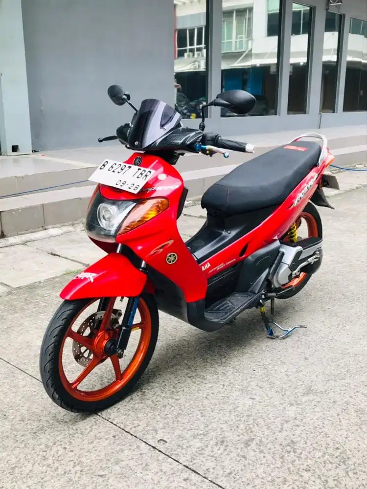 Yamaha nuovo tahun 2004