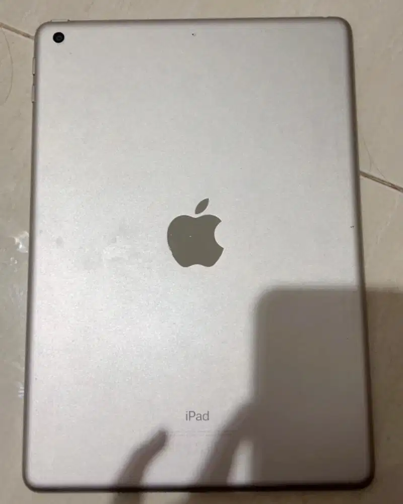IPAD 6 SILVER 32 GB FULLSET