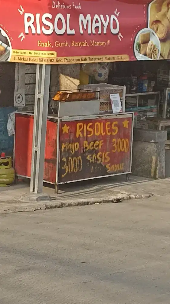 Jaga lapak risol mayonais