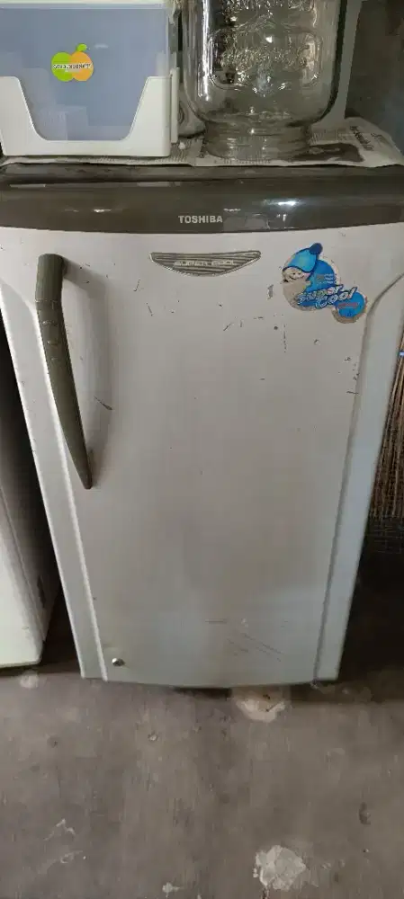 Dijual Freezer Es Batu/Asi