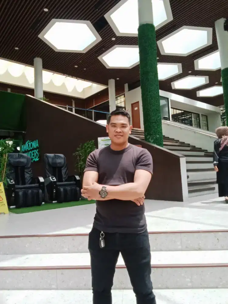 Mencari pekerjaan sebagai driver!