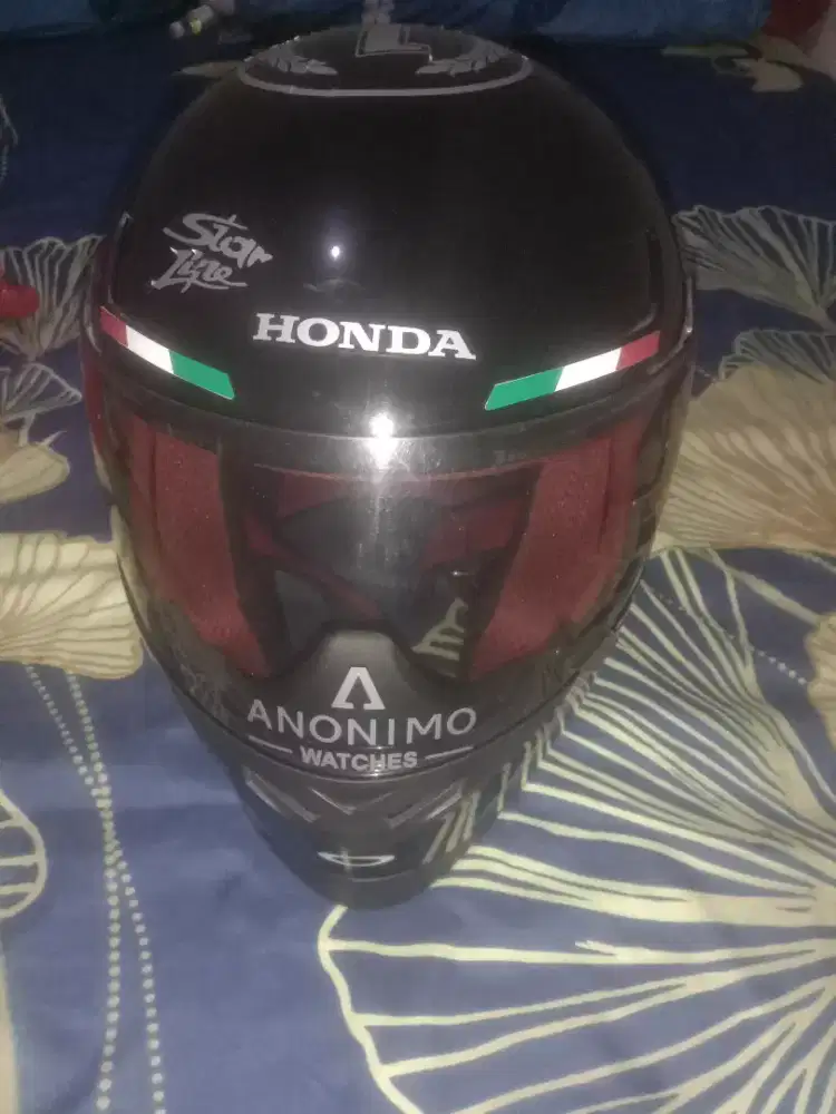 Jual helm full face merk Honda busa masih tebal  siap pakai