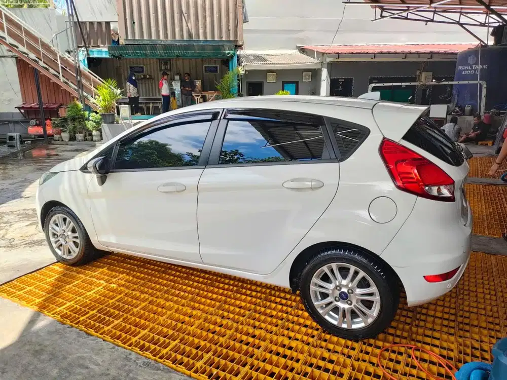 Ford Fiesta 2013 Bensin
