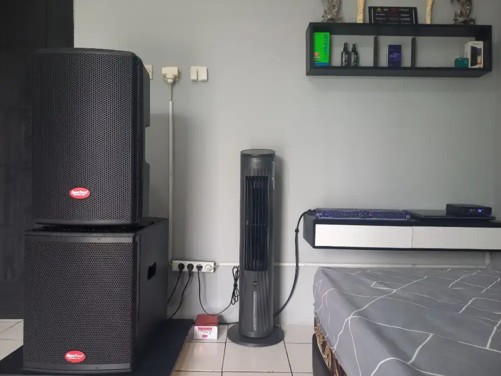 Speaker Aktif Baretone Max 12 HD & Subwoofer SW 15 - Second Like New