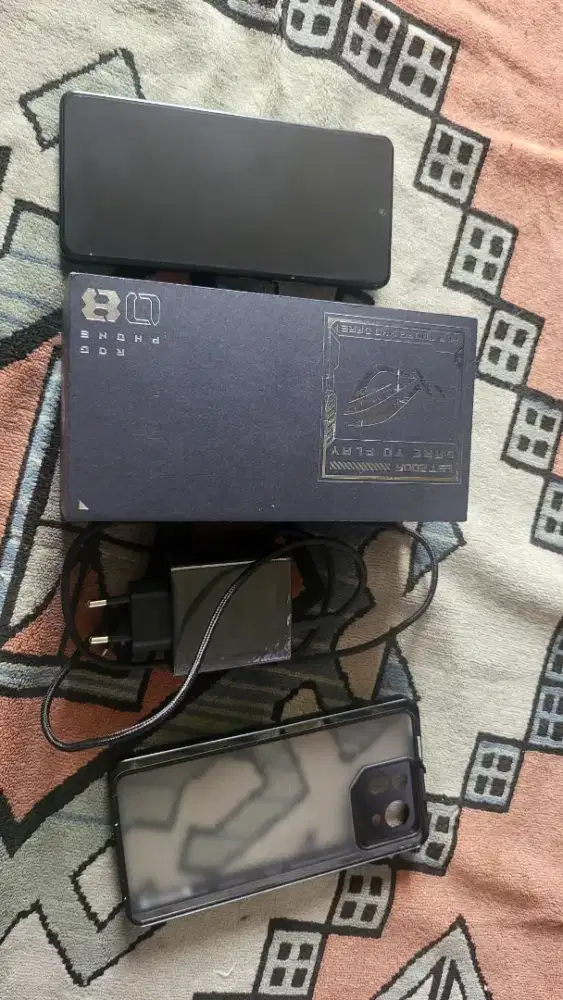 Asus ROG 8 12/256 Gb