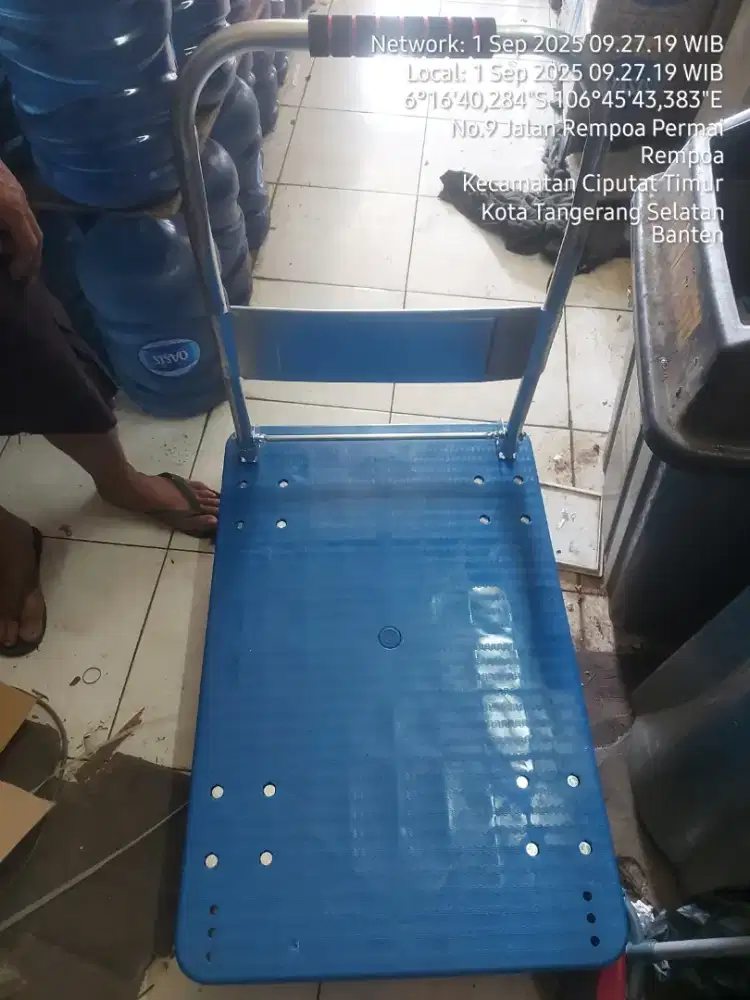 Jual troli bekas tapi masih baru. Blm dipakai