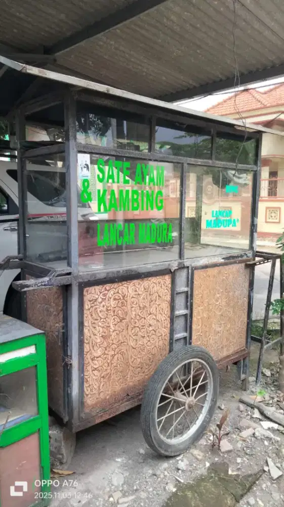 Gerobak/Rombong bakso/sate dll