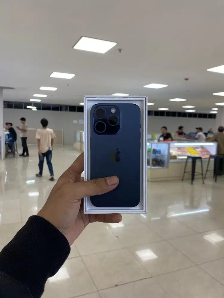 iPhone 15pro 128gb Blue titanium iBox