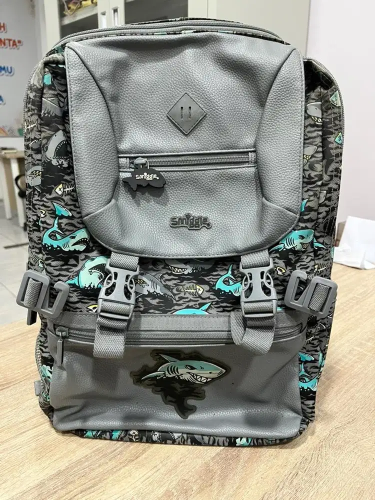 Preloved tas sekolah Smiggle