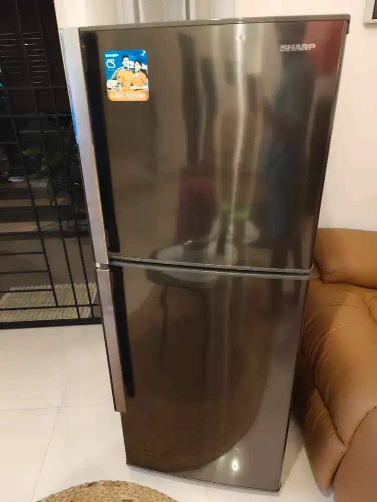 kulkas 2 pintu sharp