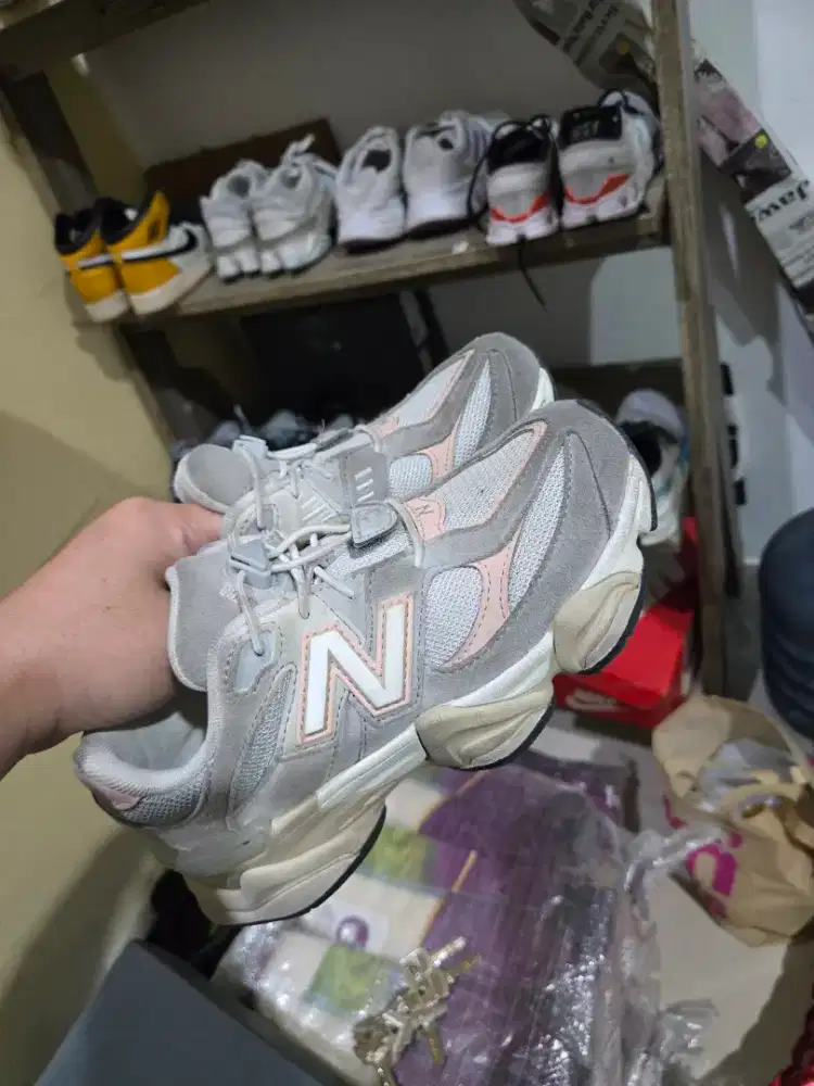 Sepatu new balance anak