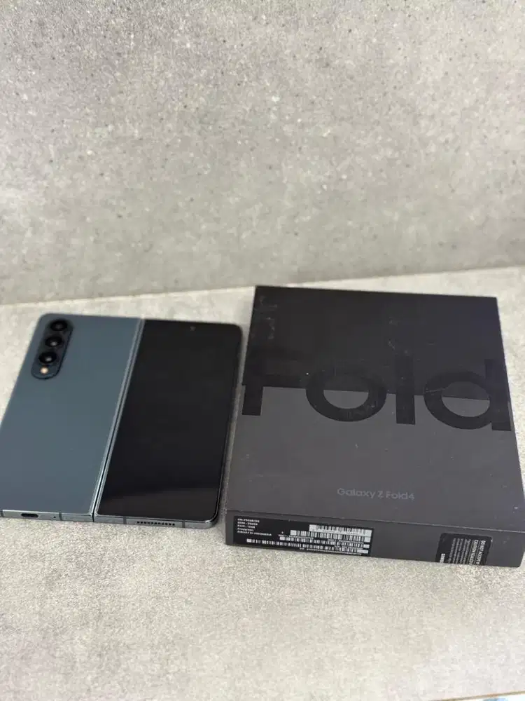 Samsung zfold 4 12/256gb Sein