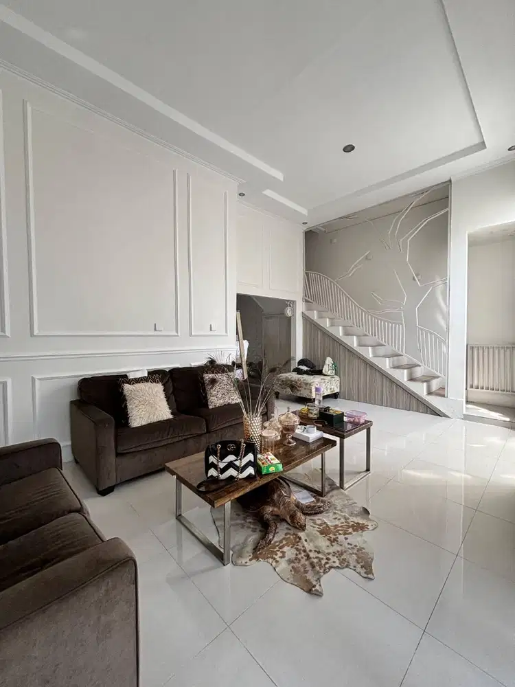 Rumah Mewah Full Furnished di Intan Regency Garut – Dijual / Disewakan