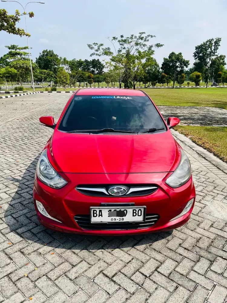 DIJUAL HYUNDAI GRAND AVEGA 2011