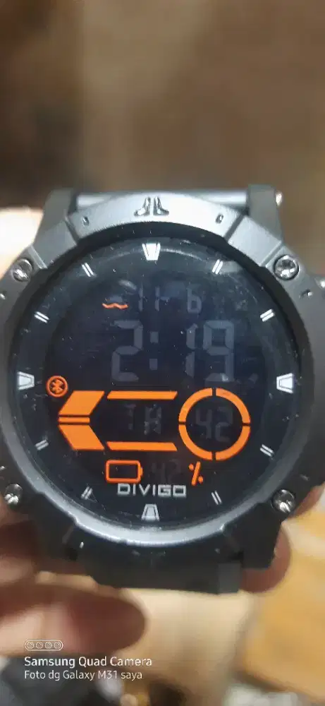 Jam tangan digital siap pakai