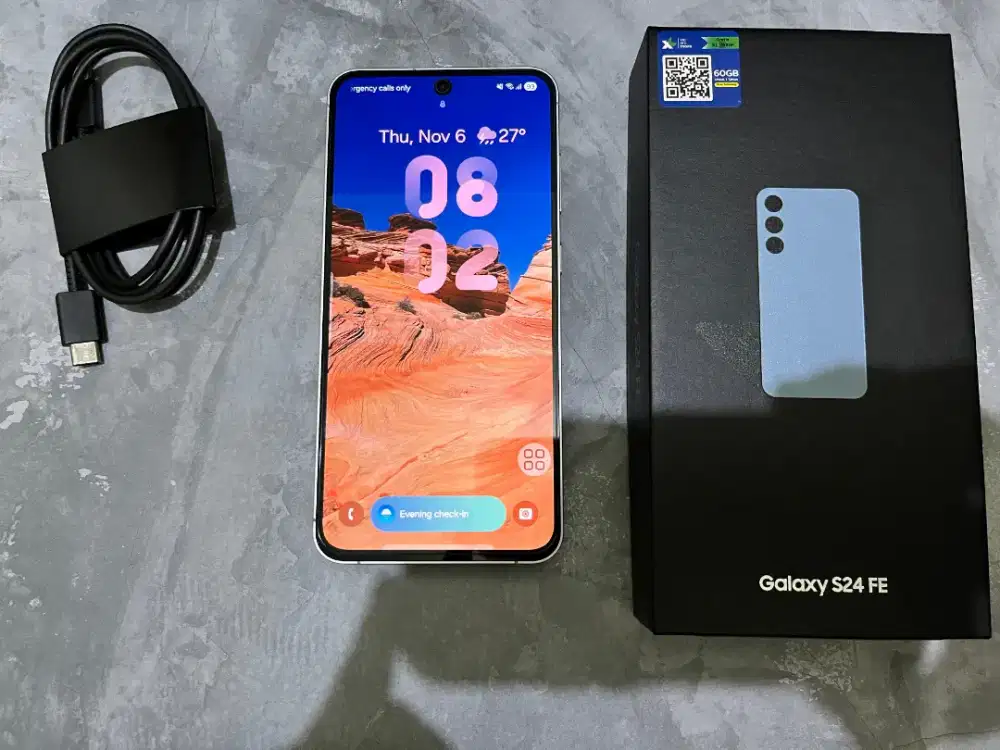 Samsung Galaxy S24 FE , Memory 8/256