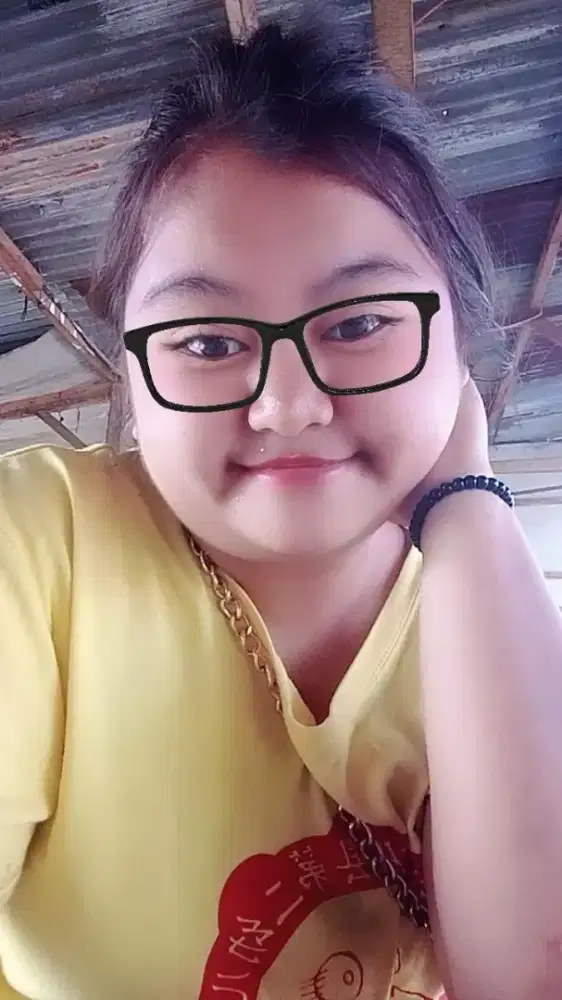 Saya ingin mencari pekerjaan sebagai kakak asuh , pabrik,dan buat kue