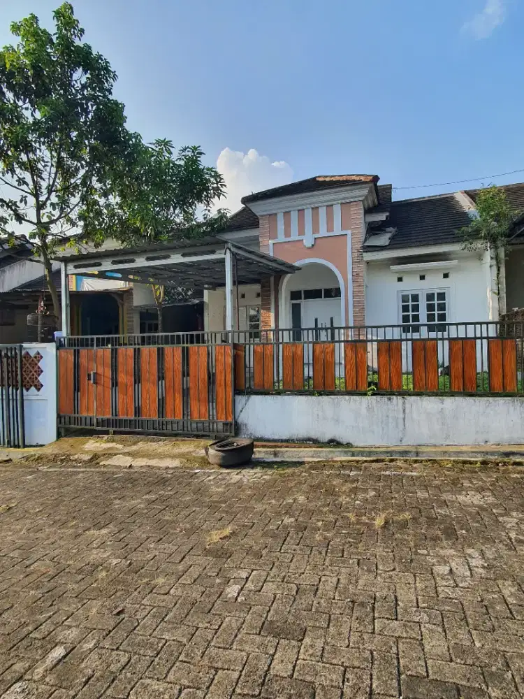 Dikontrakan atau Dijual Rumah Siap Huni
